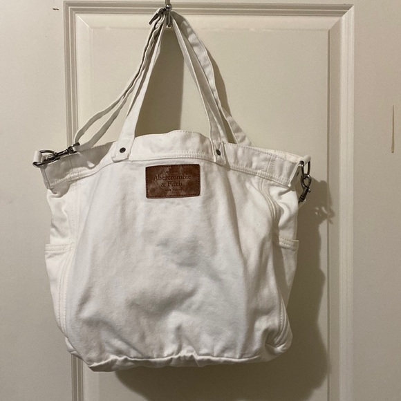 Abercrombie & Fitch Handbags - Abercrombie & Fitch Bag